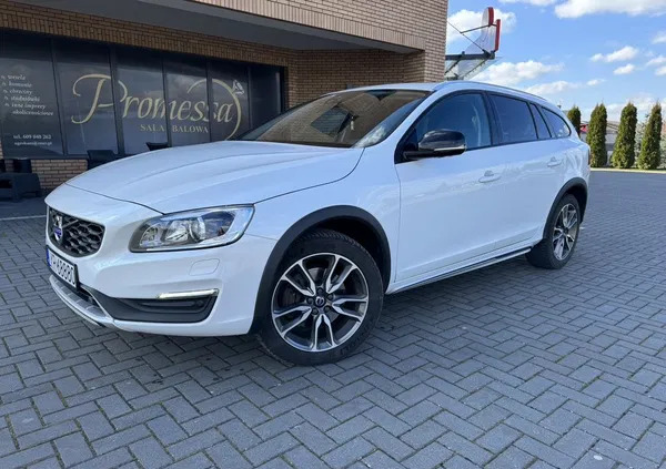 volvo Volvo V60 Cross Country cena 81900 przebieg: 141000, rok produkcji 2018 z Modliborzyce